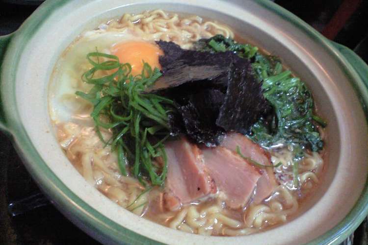 土鍋でラーメン 鶏肉と菠薐草 卵をのせて レシピ 作り方 By 彩工房花 クックパッド 簡単おいしいみんなのレシピが376万品