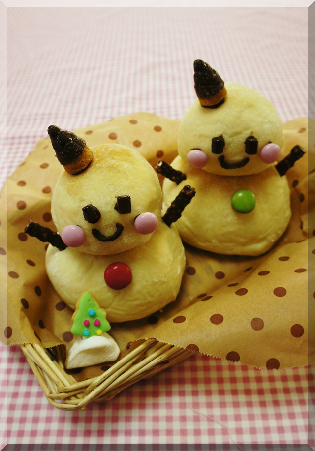* クリスマス ★ ゆきだるまパン♪の画像