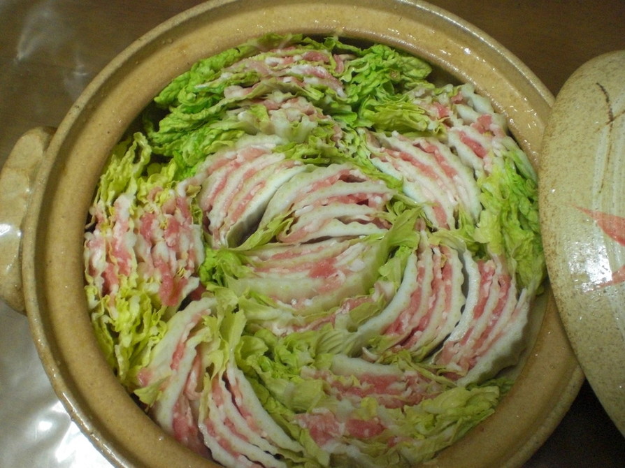 白菜と豚バラ肉のミルフィーユ鍋の画像