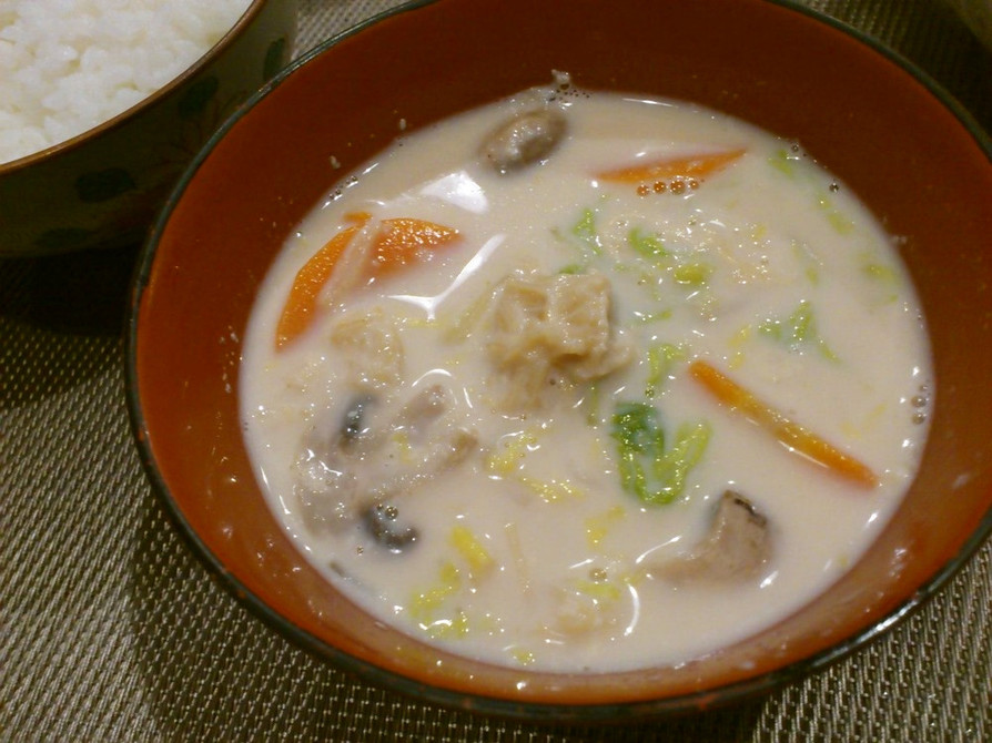 ホタテと白菜の豆乳味噌汁の画像
