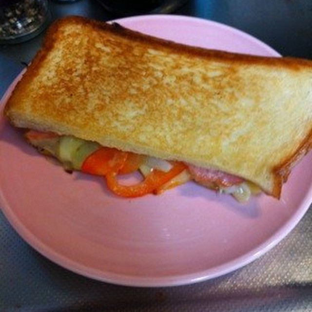 朝ごはんに ホットサンド レシピ 作り方 By Sayo Black クックパッド 簡単おいしいみんなのレシピが365万品