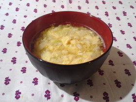 たまご白菜のみそ汁