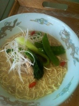 マルちゃん正麺チキンとんこつラーメン