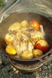 ダッチオーブンで作る鶏の・・・料理！！