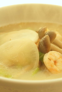 蕪と海老の生姜風味とんこつ味麺