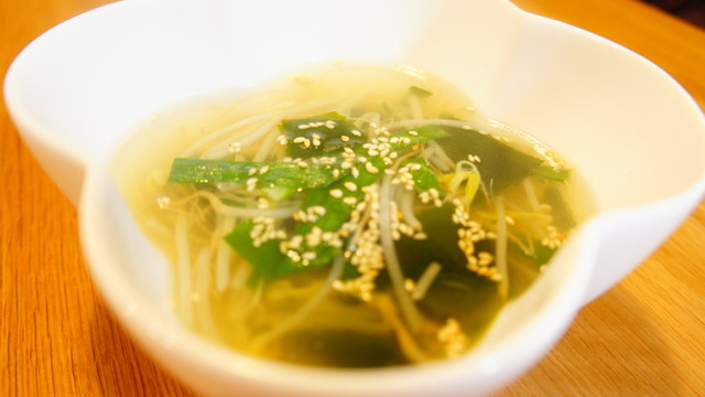 栄養満点 ニラともやしの中華スープ レシピ 作り方 By Kana105 クックパッド 簡単おいしいみんなのレシピが353万品