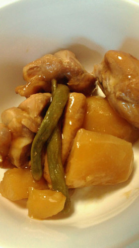 鶏モモとじゃがいもの煮物