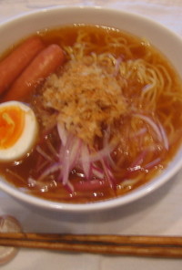 マルちゃん正麺with 紫玉ねぎとおかか