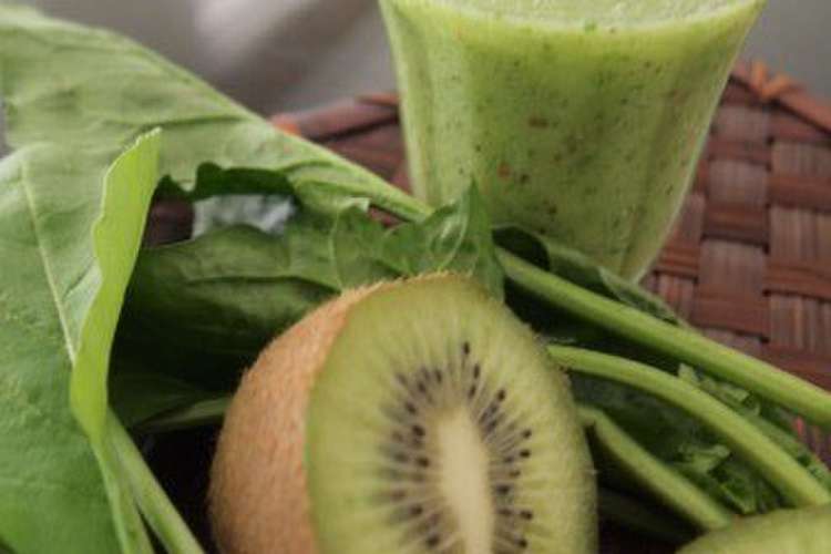 朝のグリーンスムージー レシピ 作り方 By 中医薬膳士清水えり クックパッド 簡単おいしいみんなのレシピが376万品