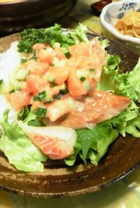 トマト酢味噌ドレッシングで魚のサラダ