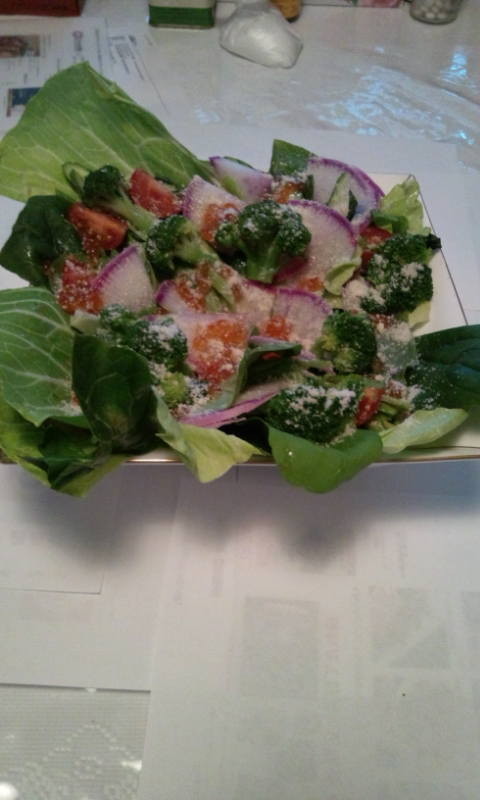 新鮮野菜の海鮮サラダの画像