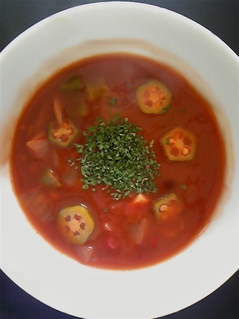野菜ジュースのガンボスープの画像