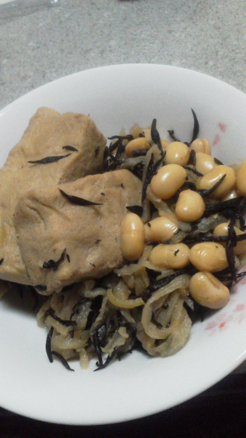 切干大根と高野豆腐と大豆とヒジキの煮物☆の画像