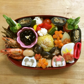 作って冷凍しておけるおせち:えびの旨煮