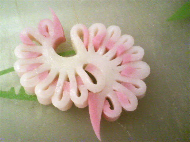 綺麗なかまぼこ 飾り切り 花 最高の花の画像