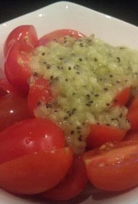 トマトサラダ w/キウィドレッシング