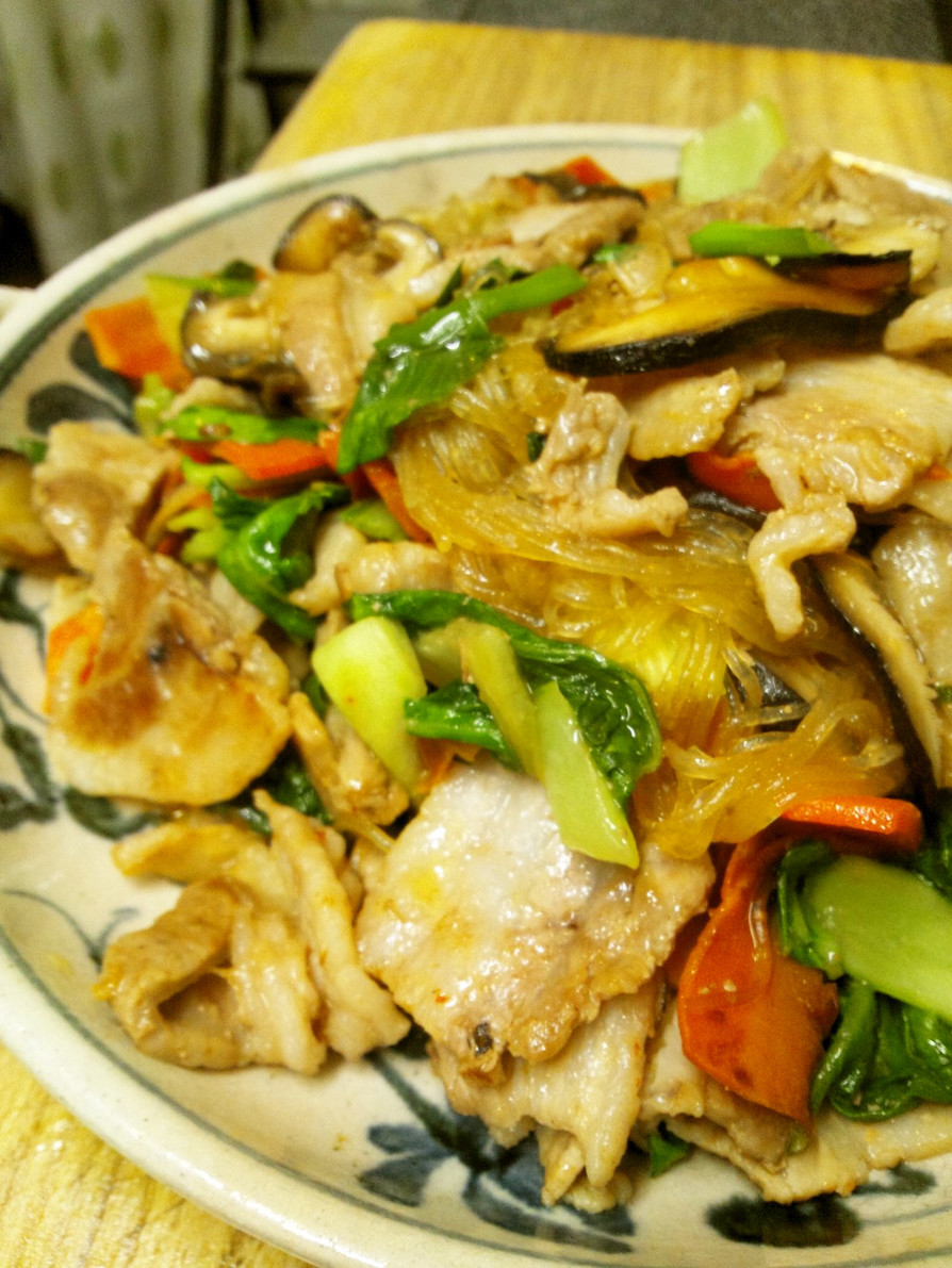 ご飯がすすむ！肉野菜と春雨の中華炒めの画像