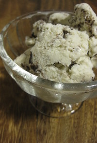 山芋のクッキー&クリームアイス 