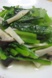 小松菜（青梗菜などの青菜）の塩炒め