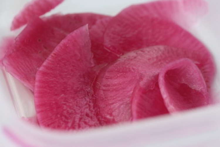 お弁当の彩りに 紫大根の酢漬け レシピ 作り方 By りんりん丸 クックパッド