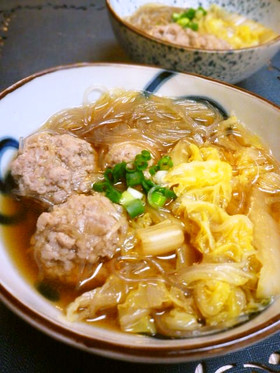 たっぷり白菜と肉団子のスープ
