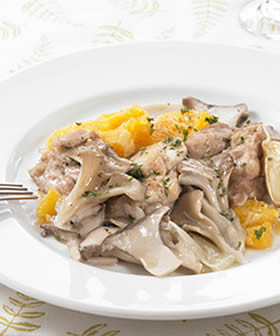 きのこと鶏肉のオレンジ白ワイン煮