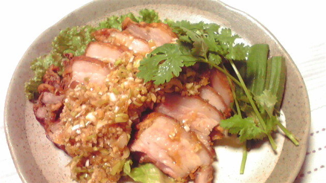箸が止まらない豚バラ肉の油淋鶏風葱ソースの画像