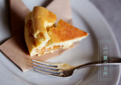 りんごと安納芋のしっとりチーズケーキの写真