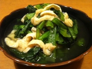 白だしで超簡単！小松菜と薄あげの煮浸し。の画像