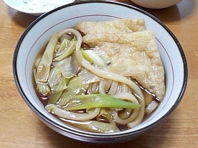 めんつゆで簡単 煮込みうどん レシピ 作り方 By さっくー クックパッド 簡単おいしいみんなのレシピが352万品