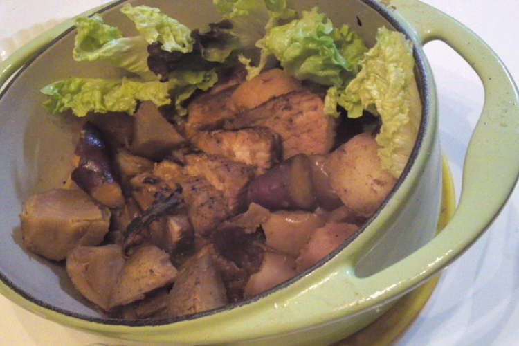 ルクルーゼ 豚かたまり肉のポットロースト レシピ 作り方 By Harienju クックパッド 簡単おいしいみんなのレシピが352万品