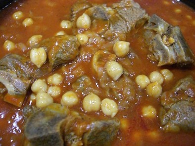 北アフリカ料理　ラム肉のトマト煮込みの写真