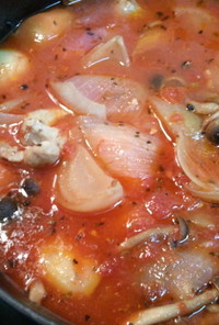 ストウブDEチキンと野菜のトマト煮込み
