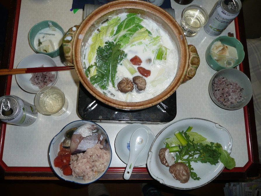 白菜たっぷり、タラの牛乳鍋の画像