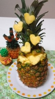 簡単豪華なパイナップルの切り方&飾り方♪の写真