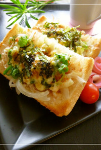 塩麹×葱・玉葱のカレー風味＊和風トースト