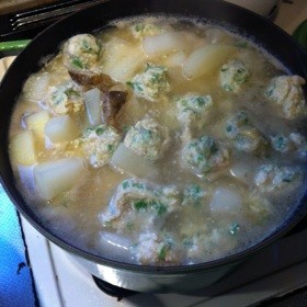 大根と鶏団子の塩麹スープの画像