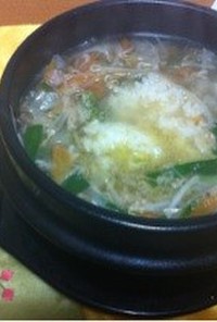 韓国料理 野菜たっぷり牛肉のクッパブ