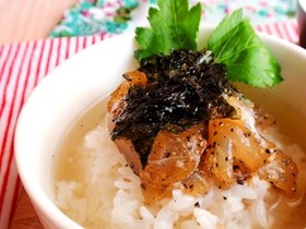 【カフェ飯】コクうま*ゴマ鯛茶漬け