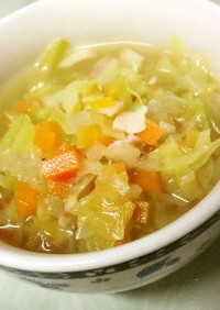野菜ダシで作る具だくさんの野菜スープ