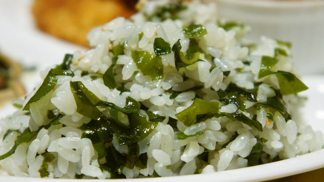 炊き立てご飯に混ぜるだけ わかめご飯 レシピ 作り方 By くるひなmama クックパッド 簡単おいしいみんなのレシピが360万品