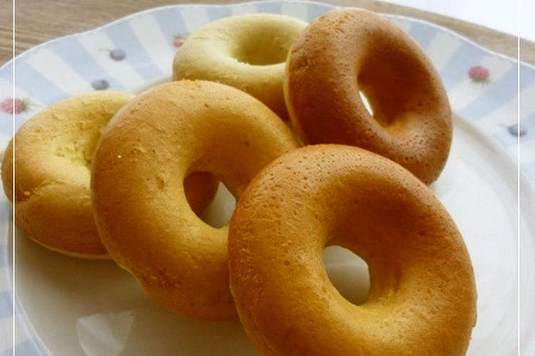 手軽に簡単 米粉のバナナ焼きドーナツ レシピ 作り方 By Usaco3 クックパッド 簡単おいしいみんなのレシピが352万品