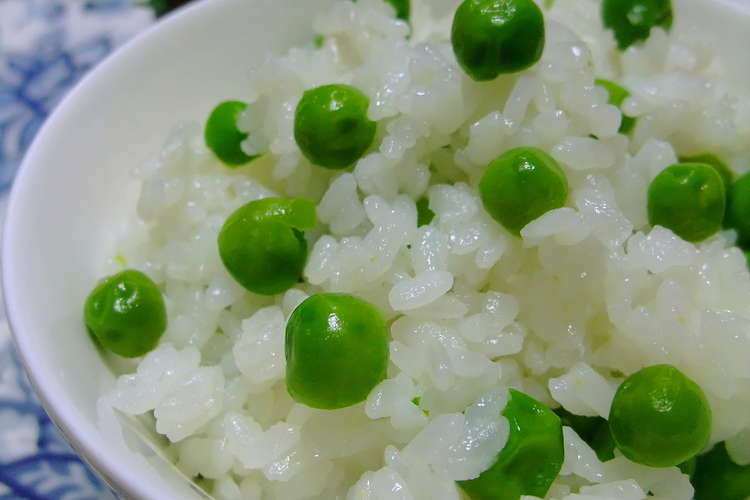 冷凍でも美味しいグリンピースご飯 豆ご飯 レシピ 作り方 By ナルパルママ クックパッド 簡単おいしいみんなのレシピが357万品