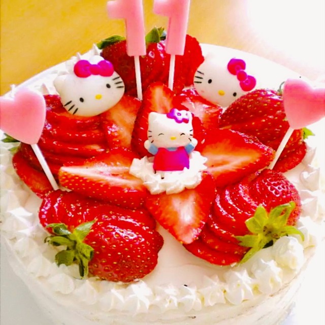 アメリカ 簡単 いちごのお誕生日ケーキ レシピ 作り方 By Harumie クックパッド 簡単おいしいみんなのレシピが355万品