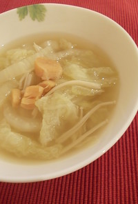 ほっと生姜＆干し貝柱の白菜スープ
