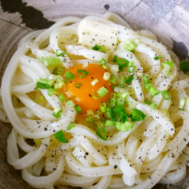 簡単美味 釜バターうどん レシピ 作り方 By Fumomoyo クックパッド 簡単おいしいみんなのレシピが357万品