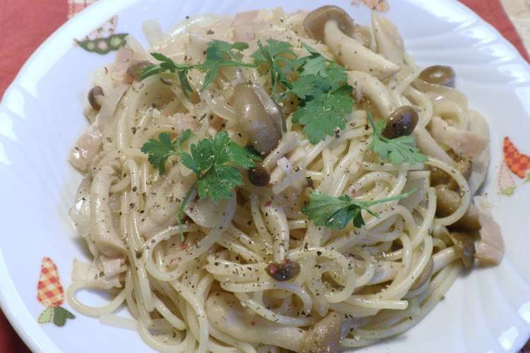 しめじのバター醤油パスタ パセリ添え レシピ 作り方 By 緑川華子 クックパッド 簡単おいしいみんなのレシピが371万品