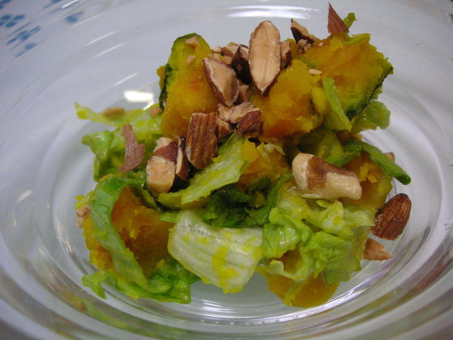 春野菜のサラダとローストアーモンドのレシピ