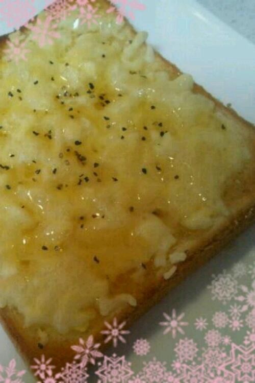 ♡幸せなメープルチーズトースト♡の画像