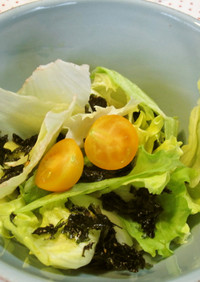 レタスとパリパリ韓国海苔のサラダ